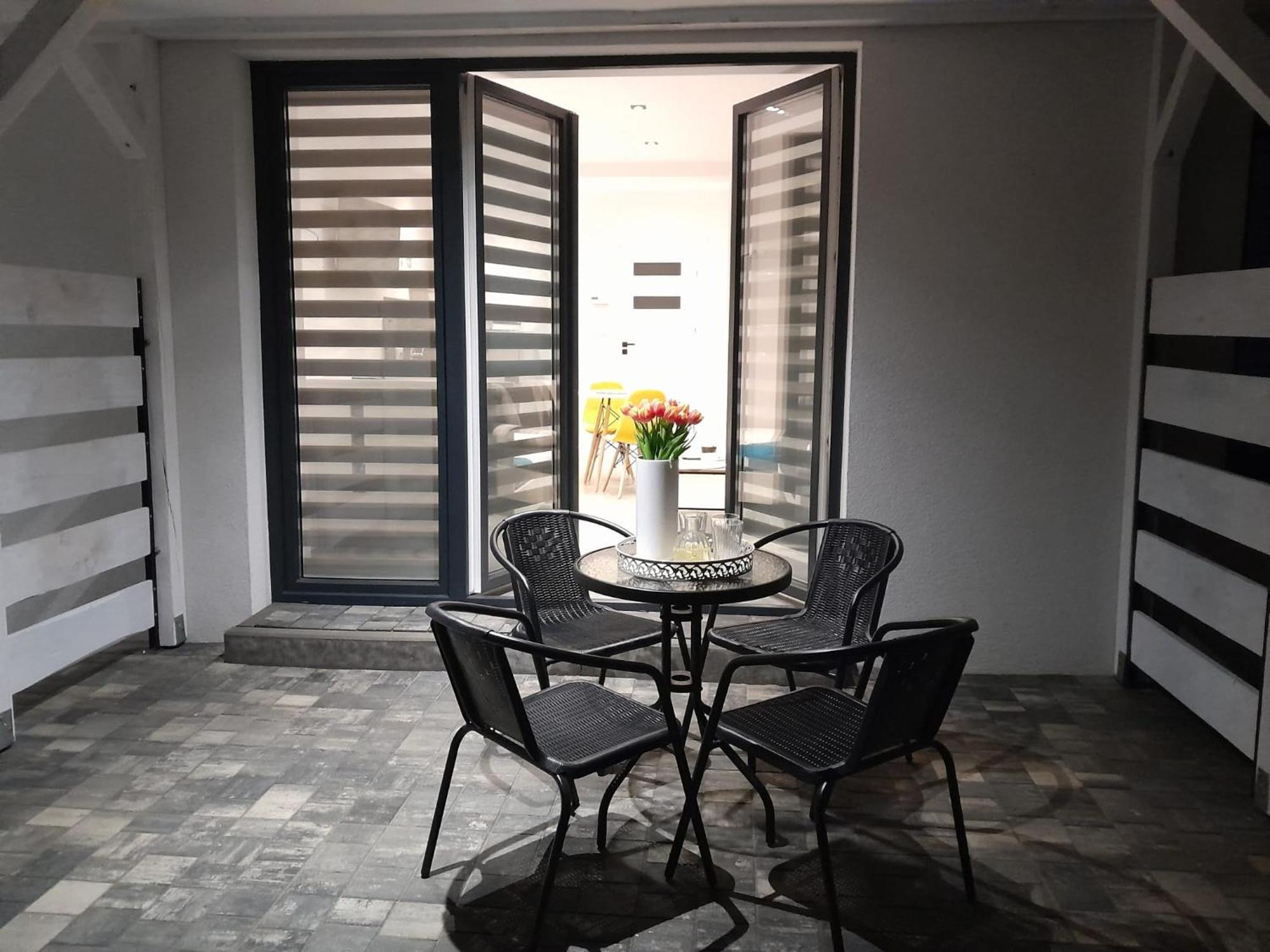 Viva Apartments Oswiecim Luaran gambar